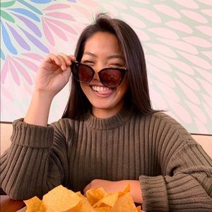 Meet your Posher, Emily